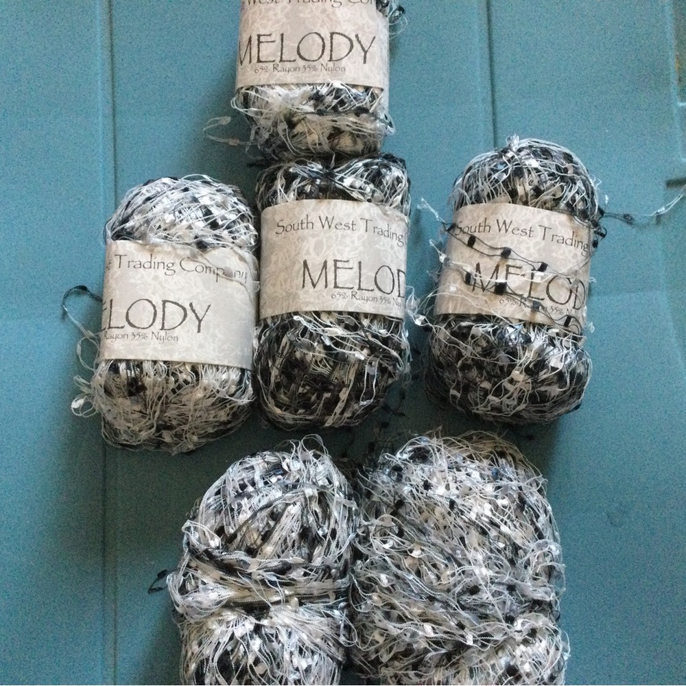 Ribbon yarn by Melody